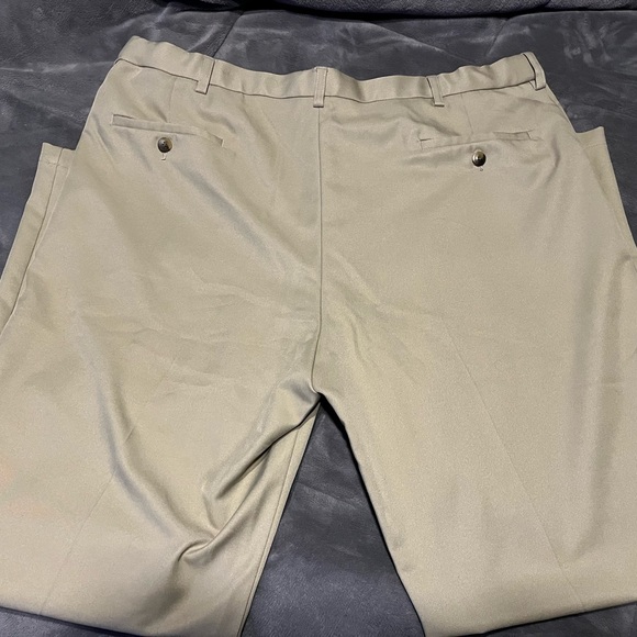 Men’s Haggar Pants - Picture 1 of 7